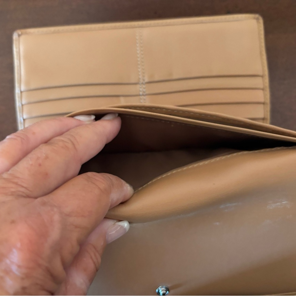COACH Vintage Snap Closure Tri-Fold Wallet - Picture 11 of 12